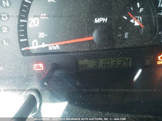 JTDBE32K140285162 - 2004 TOYOTA CAMRY LE/XLE Ақ фото 7