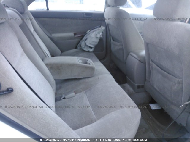 JTDBE32K140285162 - 2004 TOYOTA CAMRY LE/XLE Ақ фото 8