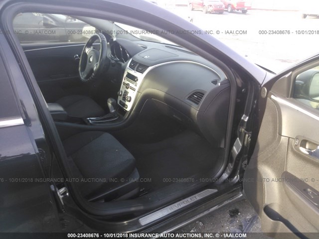 1G1ZC5E05A4101588 - 2010 CHEVROLET MALIBU 1LT BLACK photo 5