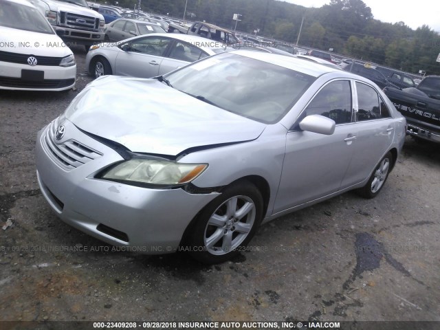 4T1BE46K39U304323 - 2009 TOYOTA CAMRY SE/LE/XLE SILVER photo 2