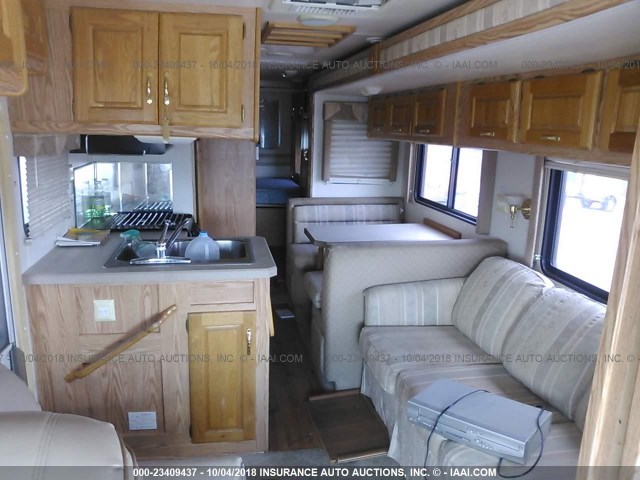 1FCNF53S210A13915 - 2002 HOLIDAY RAMBLER VACATIONER (F550)  白色 照片 8