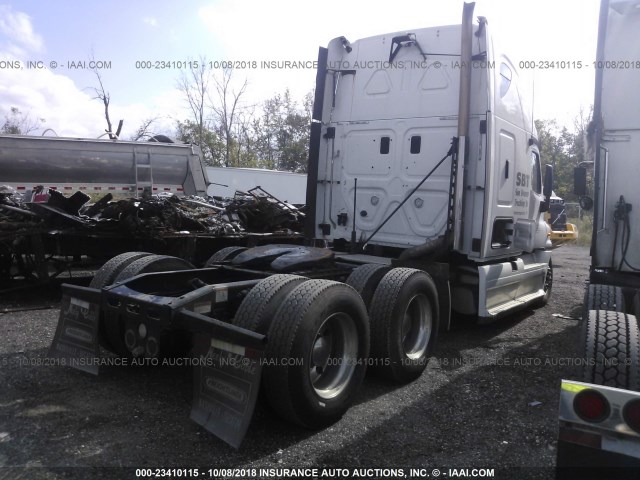 1FUJGLBG4CLBE5337 - 2012 FREIGHTLINER CASCADIA 125  WHITE photo 4