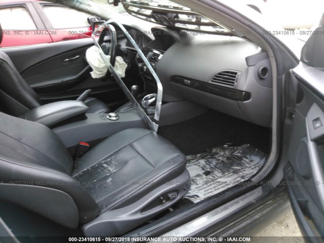 WBAEH73415B192950 - 2005 BMW 645 CI AUTOMATIC 黑色 照片 5