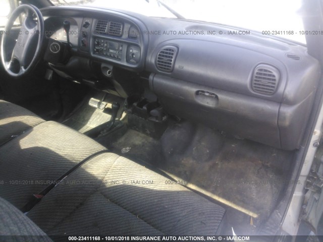 1B7HF16Y5WS565846 - 1998 DODGE RAM 1500 GRAY photo 5