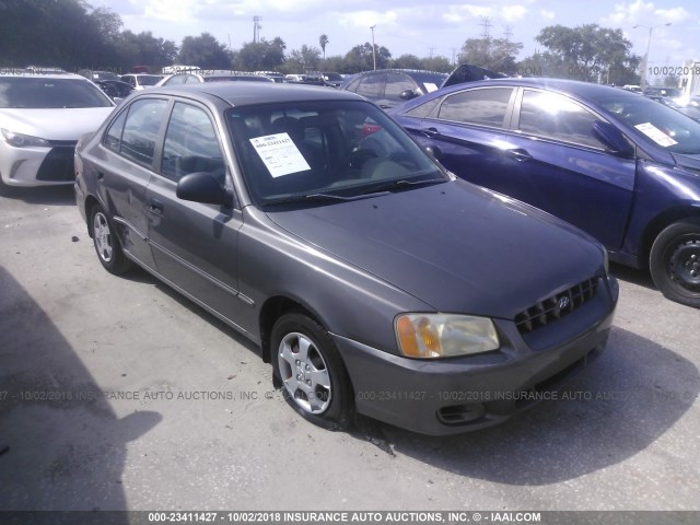 KMHCG45CX2U402635 - 2002 HYUNDAI ACCENT GRAY photo 1