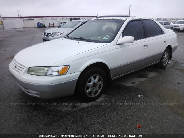 4T1BG22K7XU921869 - 1999 TOYOTA CAMRY CE/LE/XLE 白色 照片 2