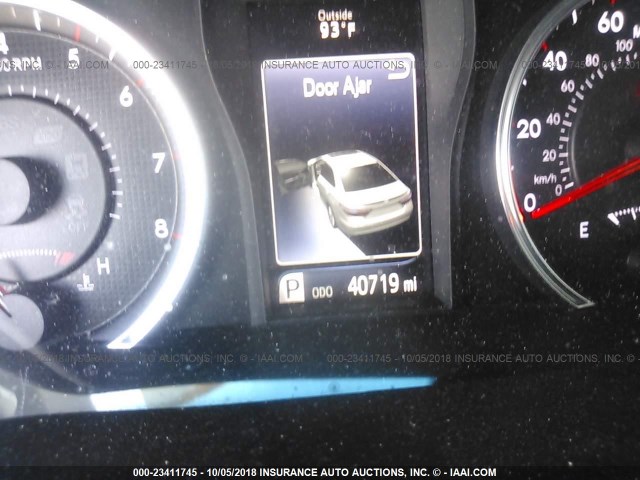 4T1BF1FK1GU237634 - 2016 TOYOTA CAMRY LE/XLE/SE/XSE 白色 照片 7