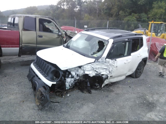 ZACCJBCB7HPF17806 - 2017 JEEP RENEGADE TRAILHAWK WHITE photo 2