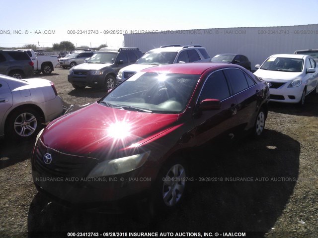 4T1BE46K27U090275 - 2007 TOYOTA CAMRY NEW GENERAT CE/LE/XLE/SE RED photo 2