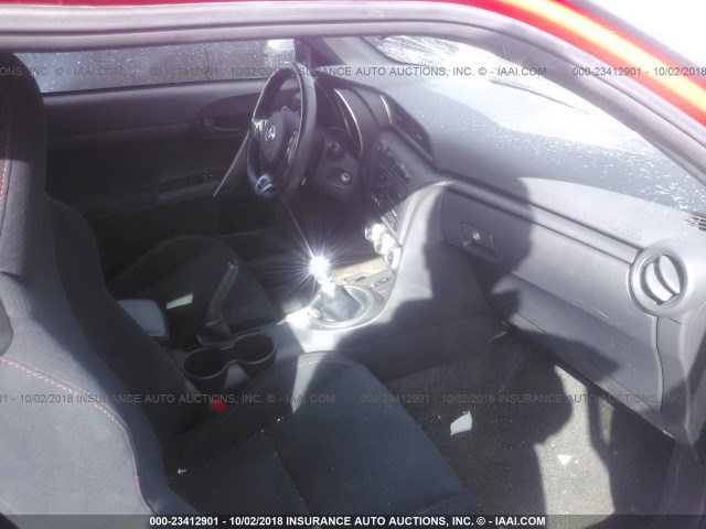 JTKJF5C72D3052168 - 2013 TOYOTA SCION TC 红色 照片 5