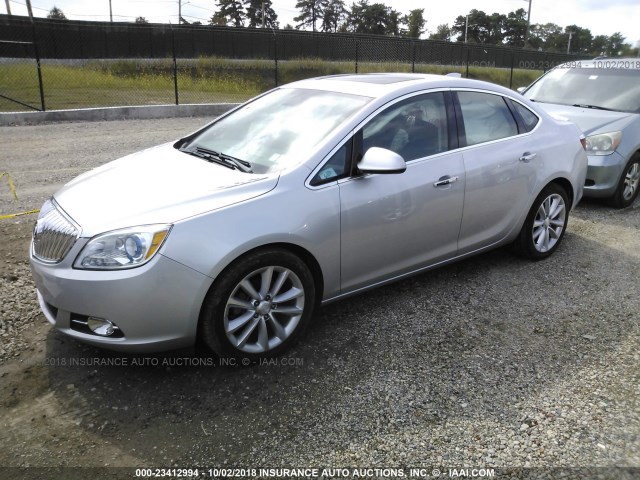 1G4PS5SK8G4128697 - 2016 BUICK VERANO SILVER photo 2