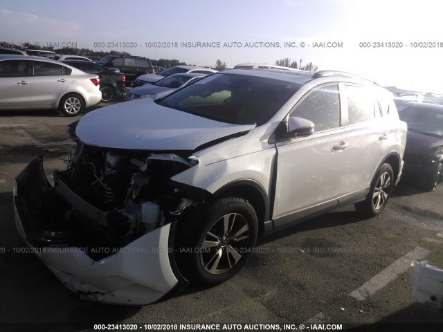 JTMWFREV9JJ722774 - 2018 TOYOTA RAV4 ADVENTURE/XLE 白色 照片 2