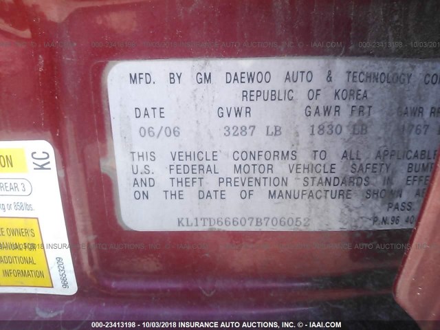 KL1TD66607B706052 - 2007 CHEVROLET AVEO LS RED photo 9