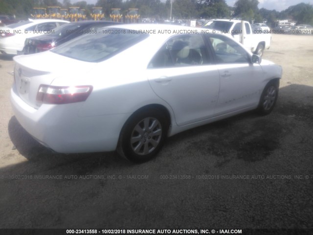 4T1BK46KX9U581608 - 2009 TOYOTA CAMRY SE/LE/XLE WHITE photo 4