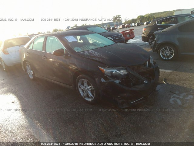 4T1BF1FK1CU140363 - 2012 TOYOTA CAMRY SE/LE/XLE 黑色 照片 1