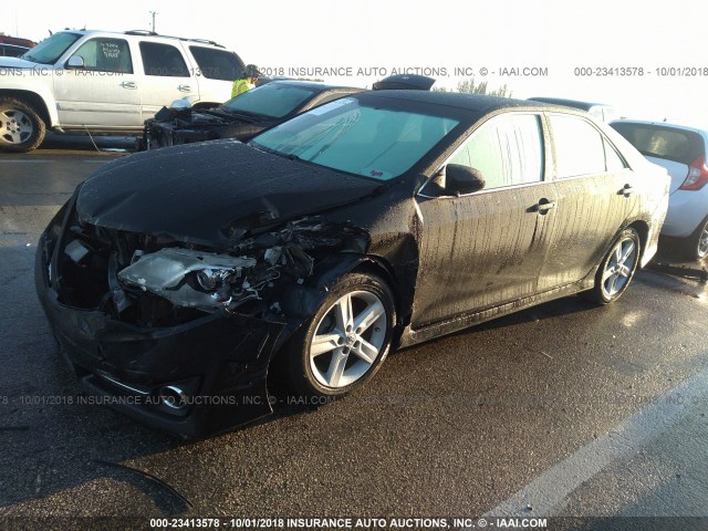 4T1BF1FK1CU140363 - 2012 TOYOTA CAMRY SE/LE/XLE 黑色 照片 2