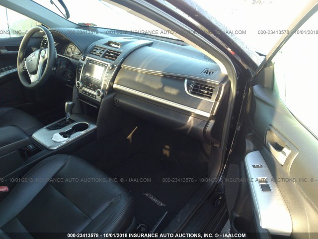 4T1BF1FK1CU140363 - 2012 TOYOTA CAMRY SE/LE/XLE 黑色 照片 5