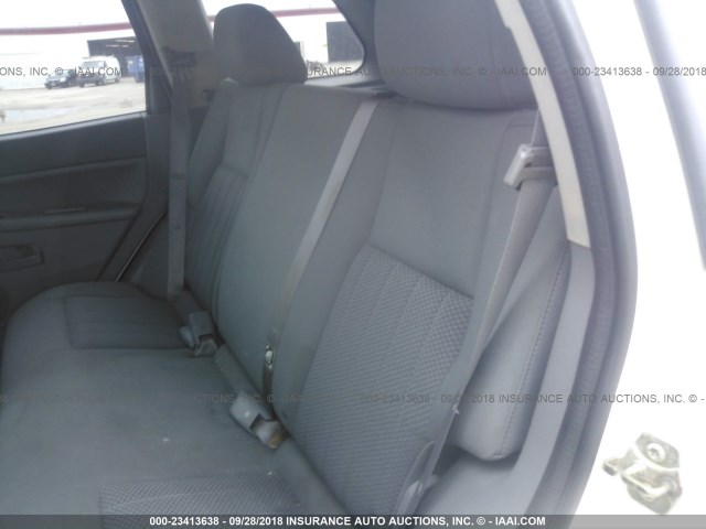 1J4GR48K95C711424 - 2005 JEEP GRAND CHEROKEE LAREDO/COLUMBIA/FREEDOM 白色 照片 8