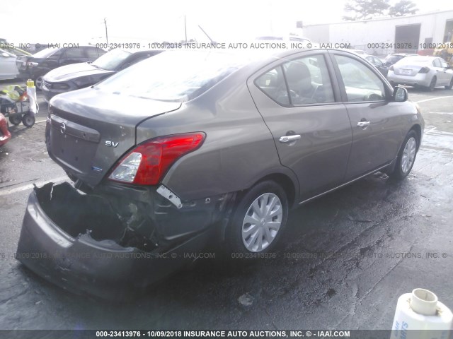 3N1CN7AP1CL934150 - 2012 NISSAN VERSA S/SV/SL GRAY photo 4