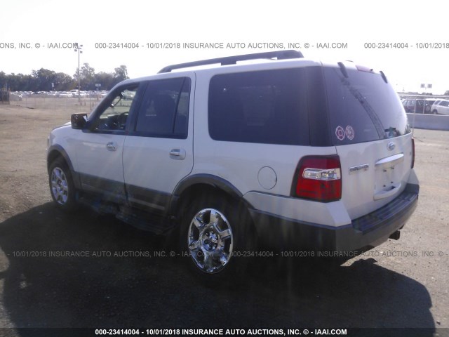 1FMJU1J57CEF58469 - 2012 FORD EXPEDITION XLT/KING RANCH WHITE photo 3