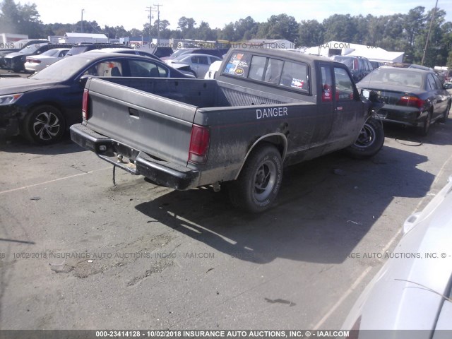 1GTCT19R5J2514721 - 1988 GMC S TRUCK S15 GRAY photo 4