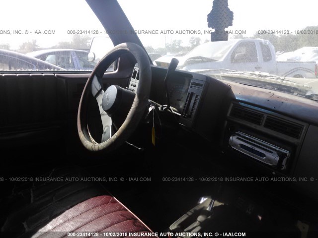 1GTCT19R5J2514721 - 1988 GMC S TRUCK S15 ნაცრისფერი ფოტო 5