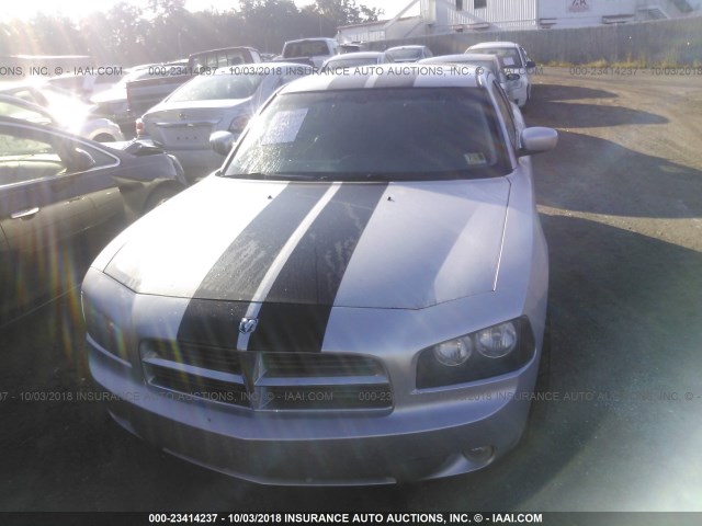 2B3CA5CT8AH150210 - 2010 DODGE CHARGER R/T SILVER photo 6