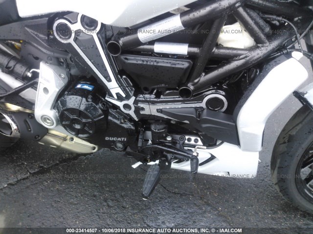 ZDM13BKW4JB009335 - 2018 DUCATI XDIAVEL WHITE photo 8