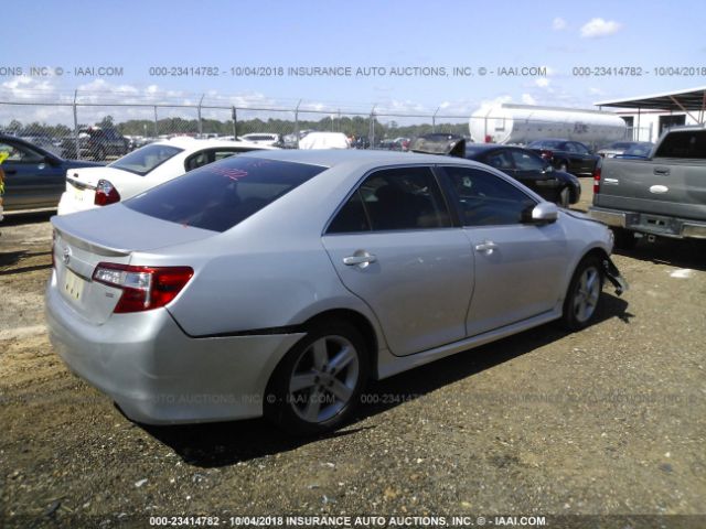 4T1BF1FK4CU028737 - 2012 TOYOTA CAMRY SE/LE/XLE SILVER photo 4