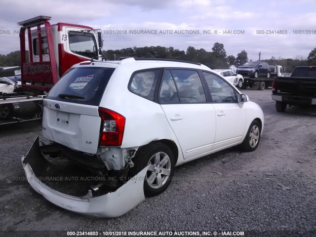 KNAFG525977024601 - 2007 KIA RONDO LX/EX WHITE photo 4