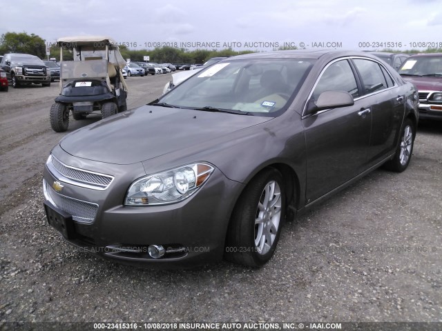 1G1ZE5E79AF110807 - 2010 CHEVROLET MALIBU LTZ 棕色 照片 2