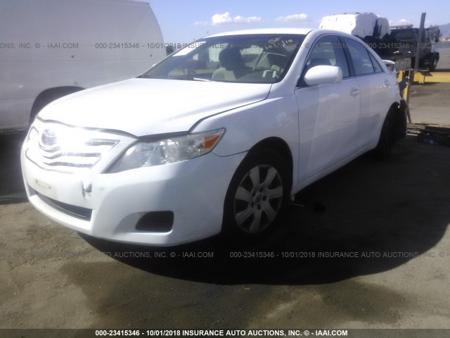 4T4BF3EK8AR030104 - 2010 TOYOTA CAMRY SE/LE/XLE 白色 照片 2