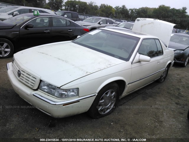 1G6ET1297VU609894 - 1997 CADILLAC ELDORADO TOURING WHITE photo 2