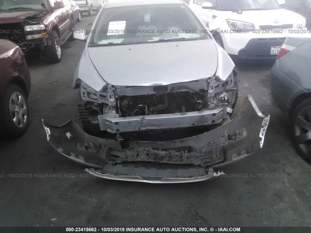 1G1ZC5E02CF129033 - 2012 CHEVROLET MALIBU 1LT SILVER photo 6