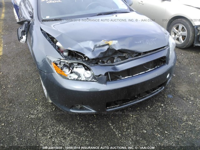 JTKDE167X80261685 - 2008 TOYOTA SCION TC 灰色 照片 6