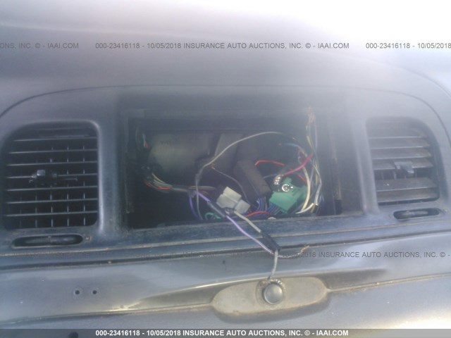 2FAFP71W84X166099 - 2004 FORD CROWN VICTORIA POLICE INTERCEPTOR 白色 照片 6