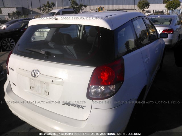 2T1KR32E74C290628 - 2004 TOYOTA COROLLA MATRIX XR WHITE photo 4