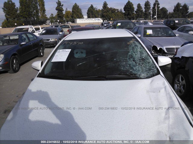 4T1BF1FK7GU116221 - 2016 TOYOTA CAMRY LE/XLE/SE/XSE WHITE photo 6