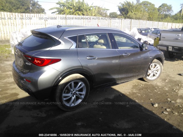 SJKCH5CP8HA019197 - 2017 INFINITI QX30 LUXURY/PREMIUM/SPORT GRAY photo 4