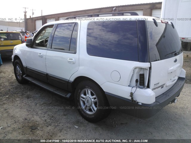 1FMPU15516LA69764 - 2006 FORD EXPEDITION XLT WHITE photo 3