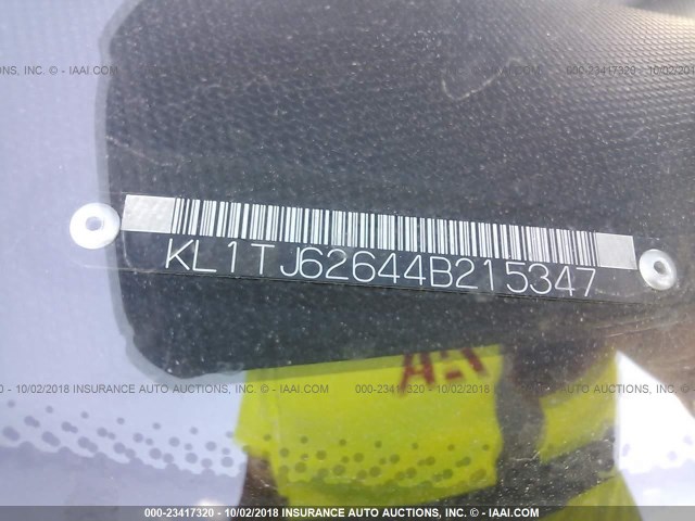 KL1TJ62644B215347 - 2004 CHEVROLET AVEO LS WHITE photo 9