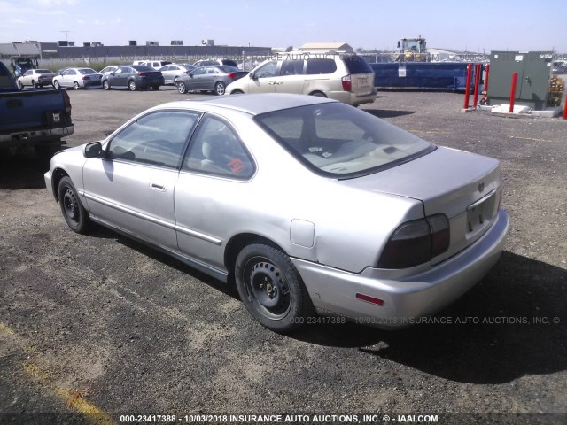 1HGCD715XVA024202 - 1997 HONDA ACCORD EX SILVER photo 3