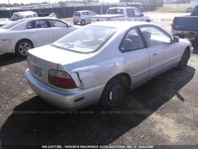 1HGCD715XVA024202 - 1997 HONDA ACCORD EX SILVER photo 4