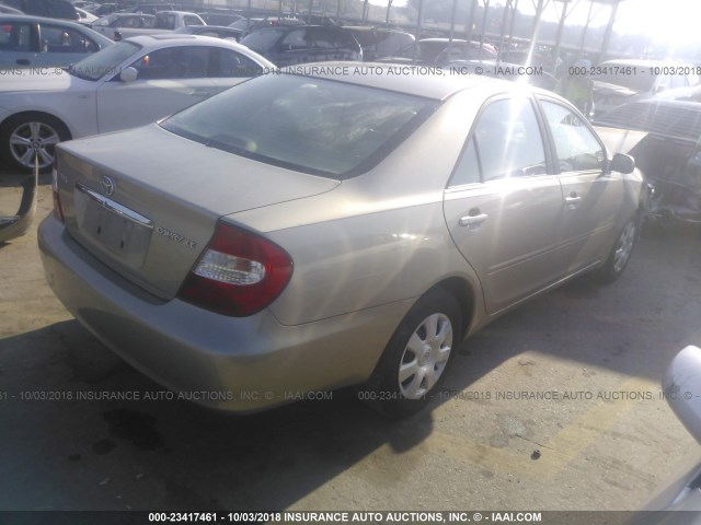 JTDBE32K830162876 - 2003 TOYOTA CAMRY LE/XLE GRAY photo 4