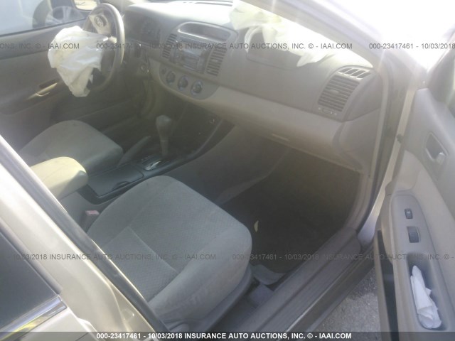 JTDBE32K830162876 - 2003 TOYOTA CAMRY LE/XLE GRAY photo 5