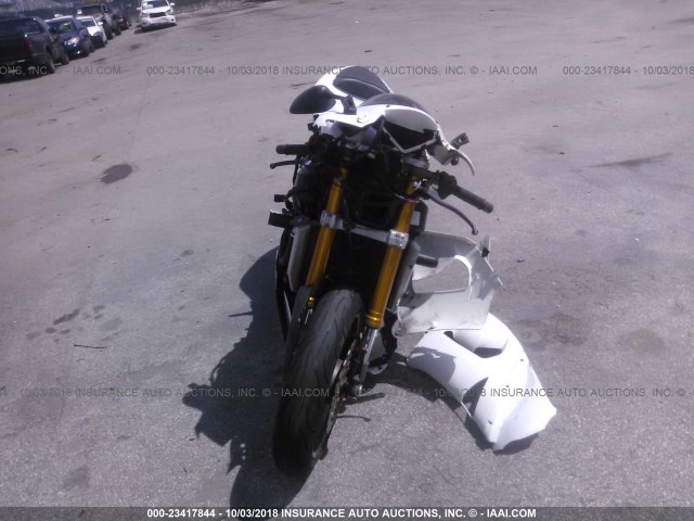 JKBZXJC125A010937 - 2005 KAWASAKI ZX636 C1 WHITE photo 5