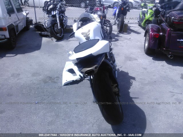 JKBZXJC125A010937 - 2005 KAWASAKI ZX636 C1 WHITE photo 6