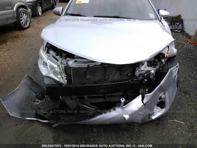 4T1BF1FK1EU745938 - 2014 TOYOTA CAMRY L/SE/LE/XLE Gümüş foto 6