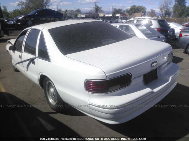 1G1BL52P8RR190638 - 1994 CHEVROLET CAPRICE CLASSIC WHITE photo 3