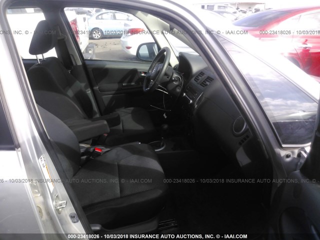 JS2YC5A30D6102214 - 2013 SUZUKI SX4 LE SILVER photo 5